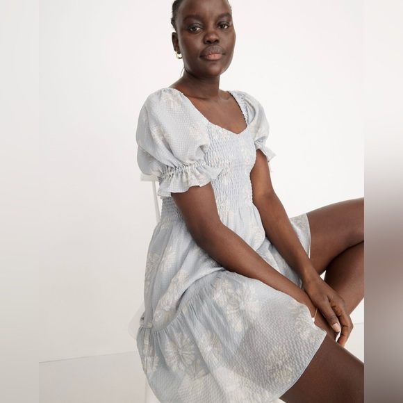 Madewell Silk Lucie Smocked Mini Dress in Moody Blooms - size M - Picture 2 of 12